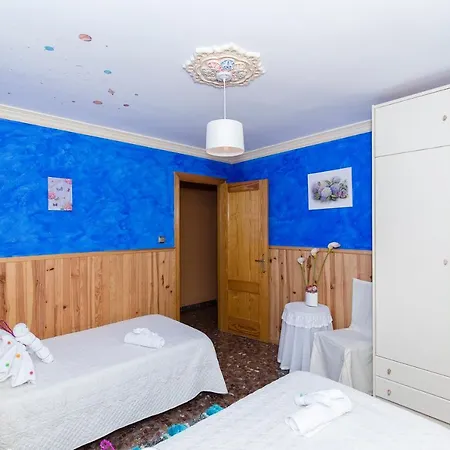 Homestay Iraizas Con Piscina